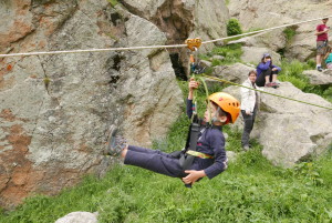 escalade et tyrolienne dans la vallée de la Gordolasque